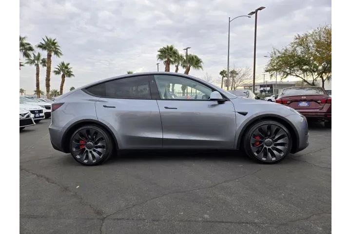 $39992 : Tesla Model Y 2024 AWD Perfo image 7
