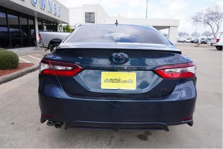 $26188 : Toyota Camry Hybrid 2021 SE image 5