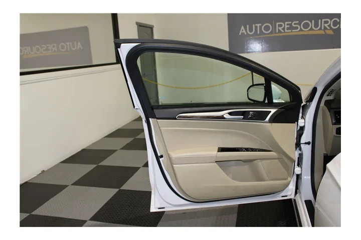 $10999 : Fusion 2015 image 9