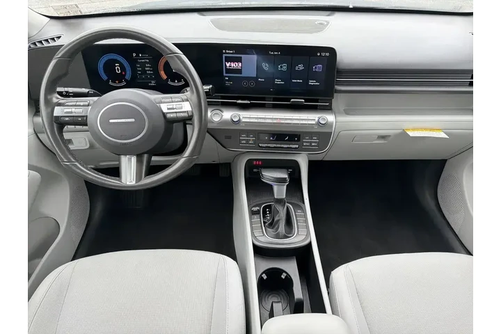$23999 : Hyundai KONA 2025 AWD SEL 4d image 2