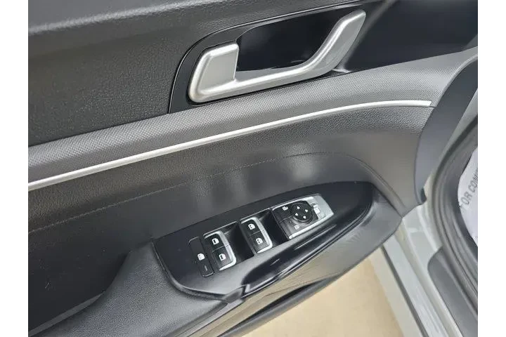 $21499 : Kia K5 2022 GT-Line 4dr Seda image 6