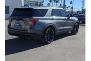 $33999 : Ford Explorer 2022 ST 4dr SU thumbnail
