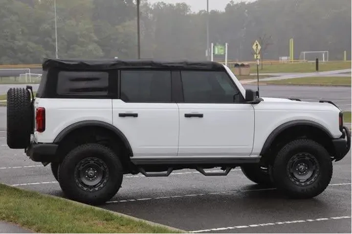 $36495 : Ford Bronco 2022 4x4 Base 4d image 6