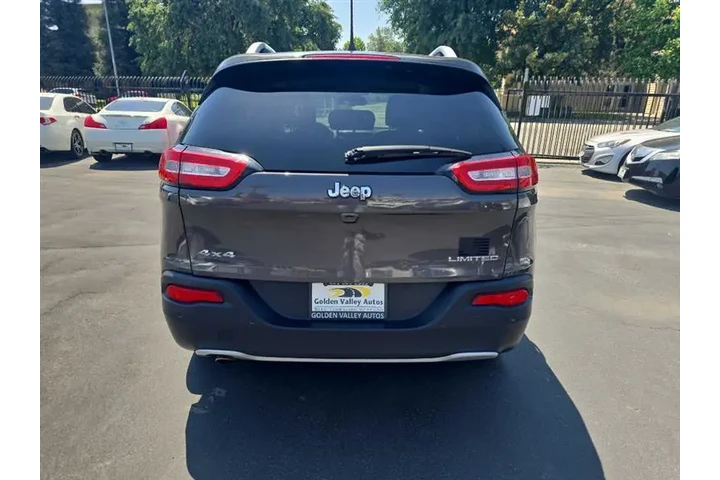 $12499 : 2018 Cherokee image 9