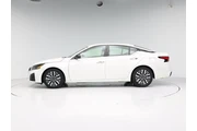 $20998 : Nissan Altima 2024 2.5 SV 4d thumbnail