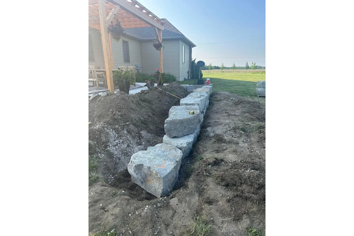 Capacs Lawncare and Landscapin image 4