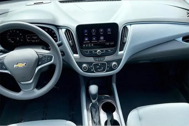 $23991 : Chevrolet Malibu 2024 LS 4dr image 9