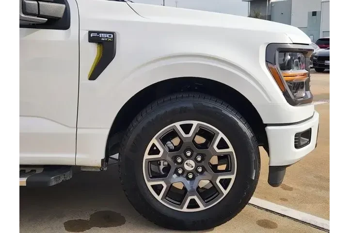 $37505 : Ford F-150 2024 4x2 STX 4dr image 8