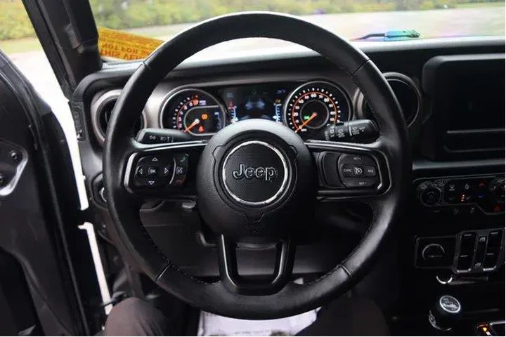 $19500 : Jeep Wrangler Unlimited 2018 image 4