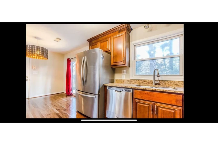 $1795 : SE RENTA , casa familiar image 4