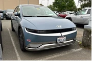 $31990 : Hyundai IONIQ 5 2024 Limited thumbnail