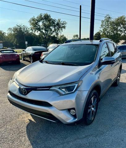 $11900 : 2017 RAV4 XLE image 3