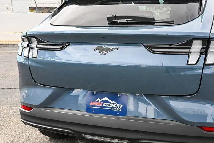 $26788 : Ford Mustang Mach-E 2024 Sel image 10