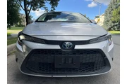 $17997 : 2022 Corolla Hybrid LE thumbnail
