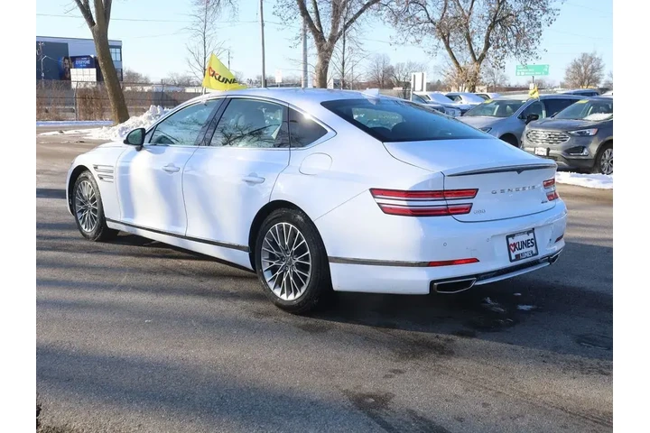 $26877 : Genesis G80 2023 AWD 2.5T 4d image 6