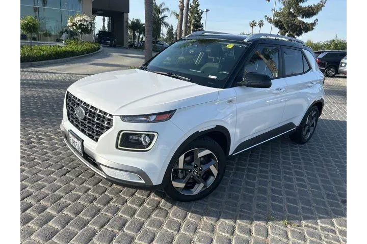 $19995 : Hyundai VENUE 2024 image 2