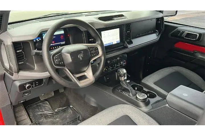 $39788 : Ford Bronco 2023 4x4 Base 2d image 7