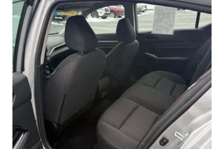 $17960 : Nissan Altima 2023 2.5 SV 4d image 8