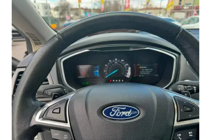 2020 FORD FUSION2020 FORD FUS image 8