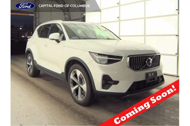 $29699 : Volvo XC40 2024 AWD B5 Plus image 1