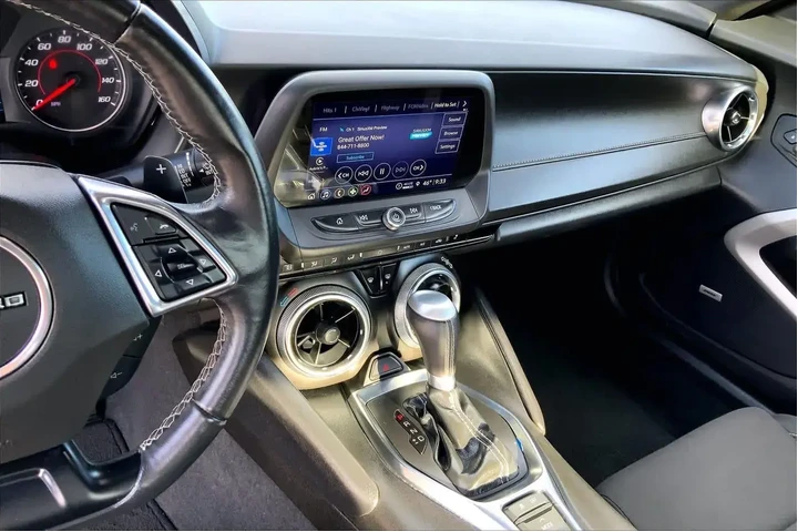 $26991 : Chevrolet Camaro 2023 LT 2dr image 5