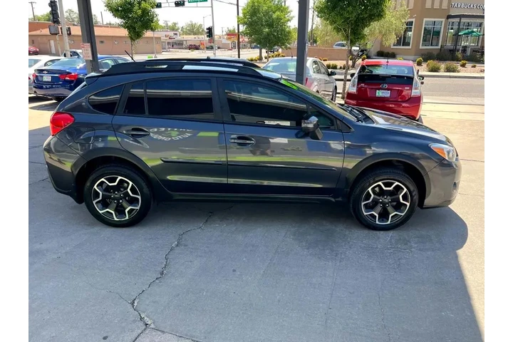 2015 XV Crosstrek 2.0 Limited image 4