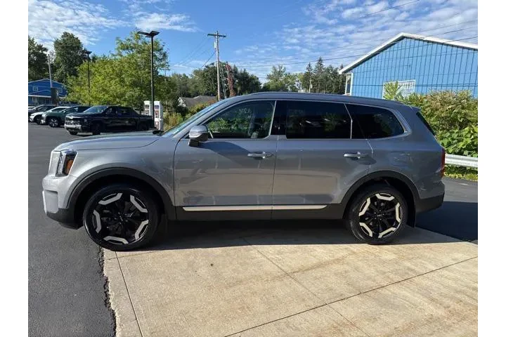 $34517 : Kia Telluride 2024 AWD S 4dr image 6