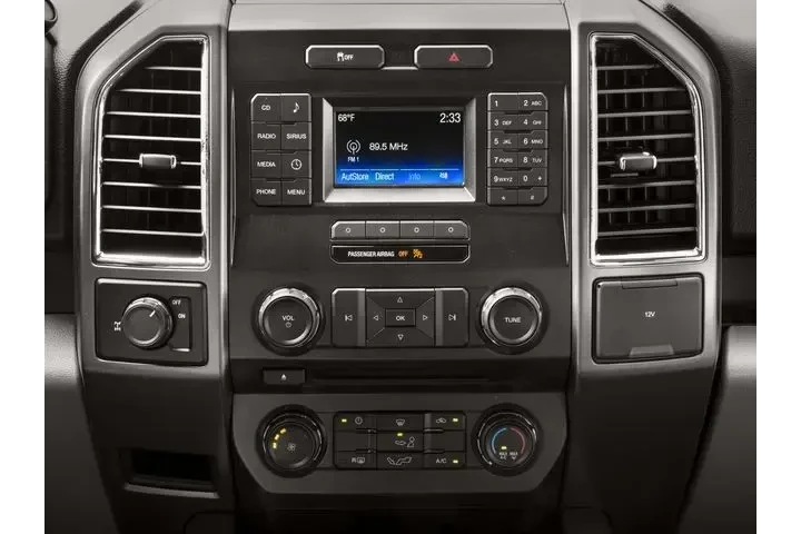 $18983 : Ford F-150 2016 4x2 XLT 4dr image 10