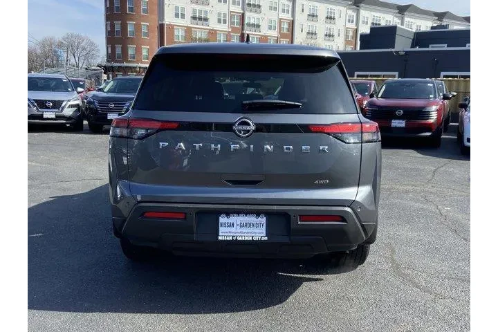 $27487 : Nissan Pathfinder 2024 AWD S image 5