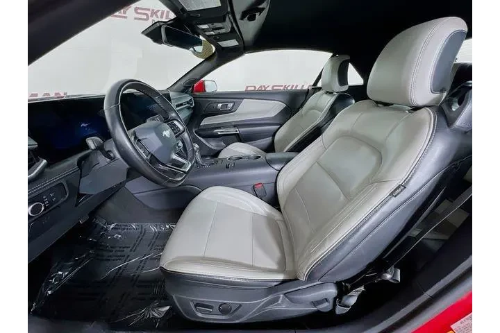$33975 : Ford Mustang 2024 EcoBoost P image 10