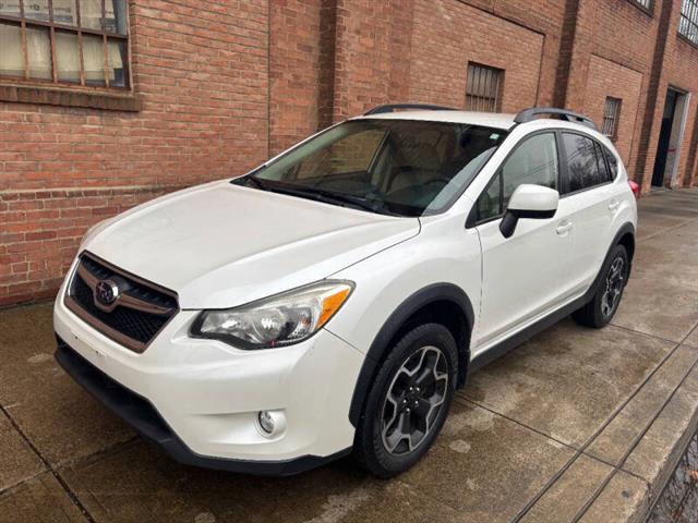 $7999 : 2013 XV Crosstrek 2.0i Premium image 1