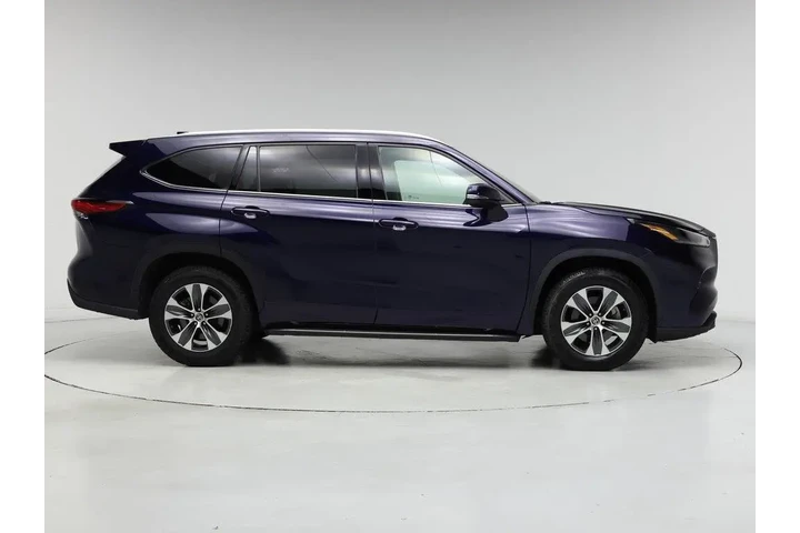 $33998 : Toyota Highlander 2022 XLE 4 image 7