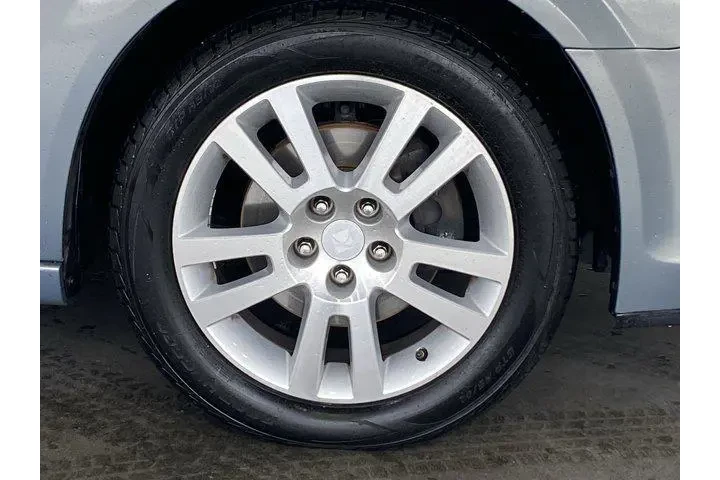 $4991 : Saturn Aura 2009 XR 4dr Seda image 5