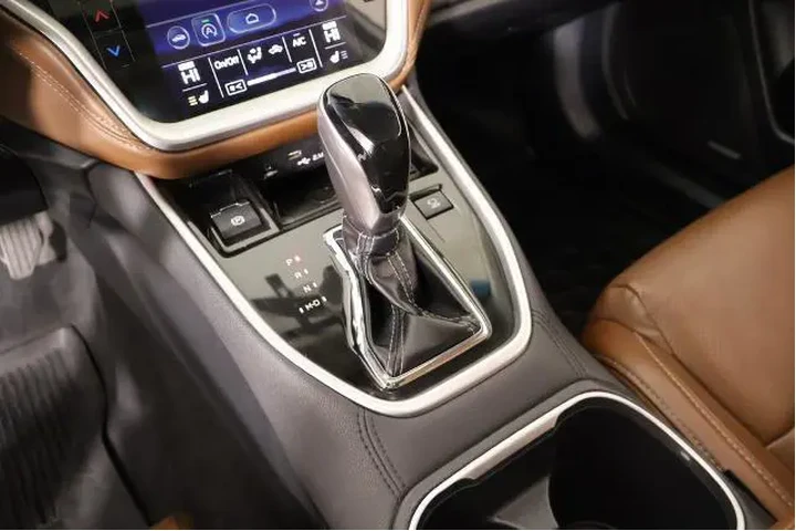 $18686 : Subaru Outback 2020 AWD Tour image 8