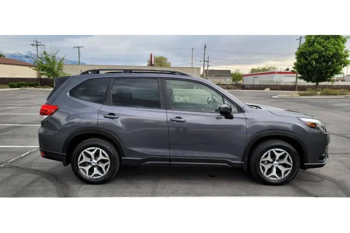 $25500 : 2024 Forester Premium image 10