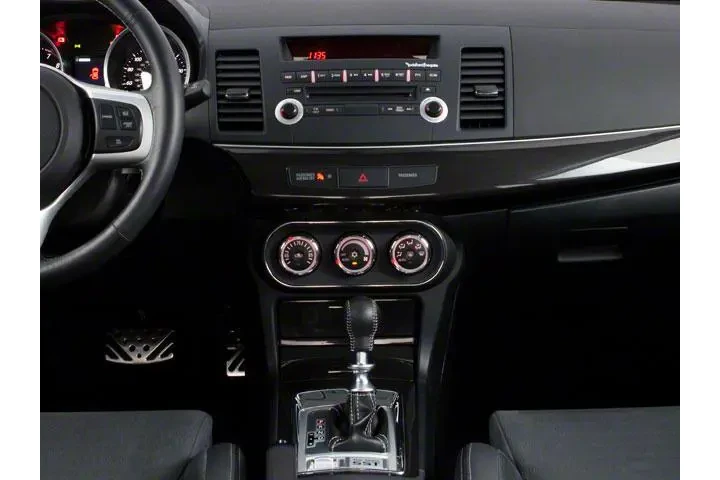 $32985 : Mitsubishi Lancer Evolution image 10