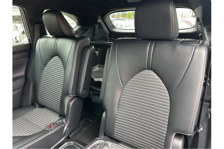 $37997 : 2022 Highlander XSE image 10