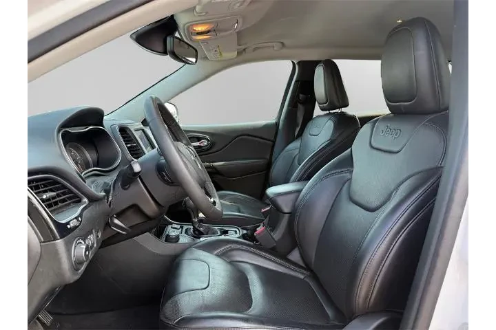 Jeep Cherokee 2023 4x4 Altit image 9