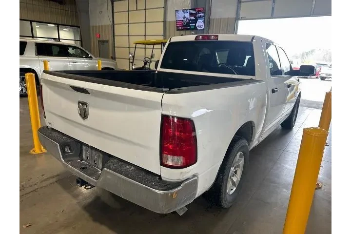 $20050 : Ram 1500 Classic 2021 4x2 Tr image 2