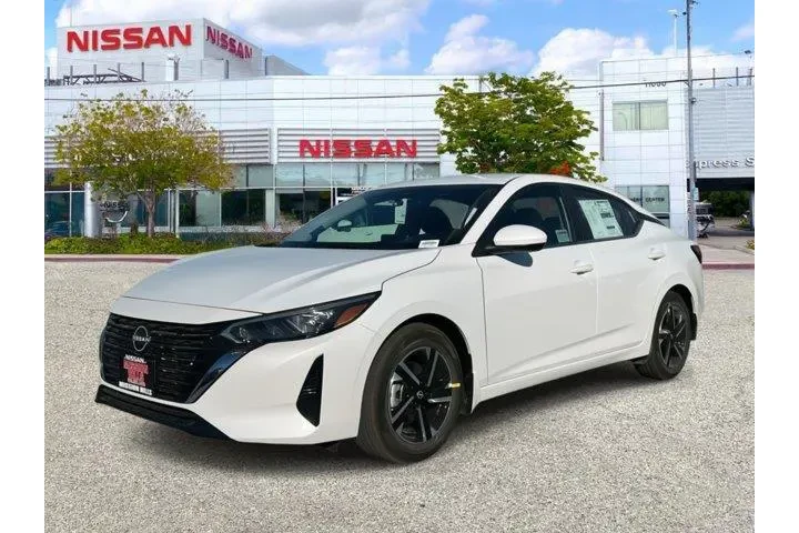 $21085 : Nissan Sentra 2025 SV 4dr Se image 2