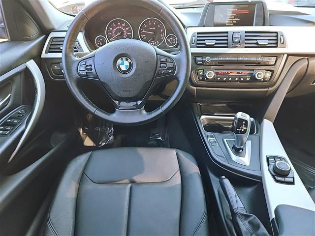 $13414 : 2015 BMW 320i 320i xDrive image 4