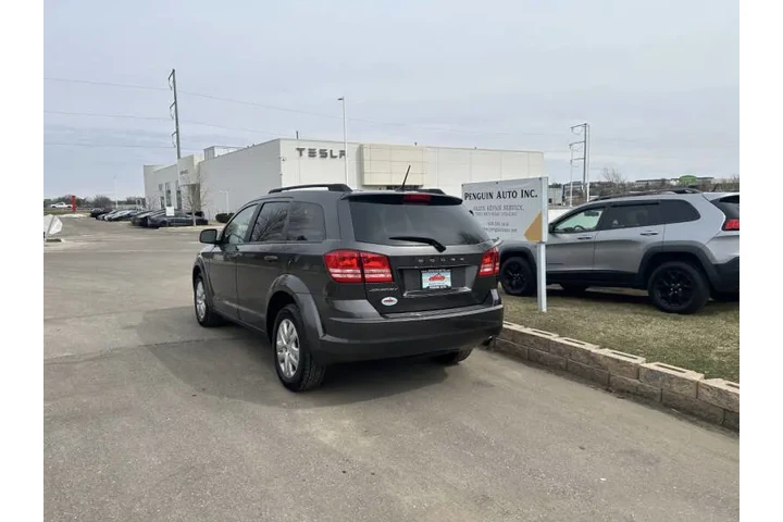 $7990 : 2017 Journey SE image 4