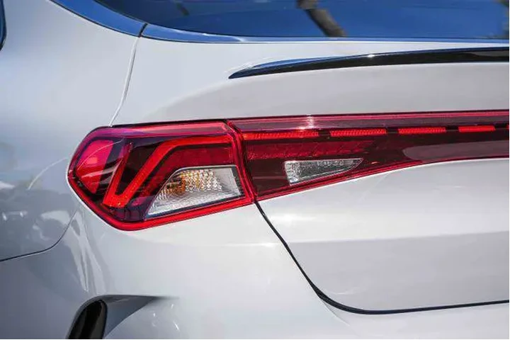 $22000 : Kia K5 2023 GT-Line 4dr Seda image 10