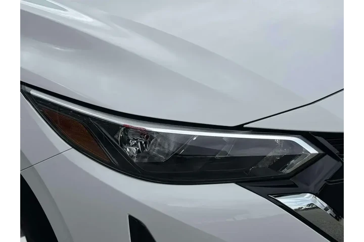 $17195 : Nissan Sentra 2025 SV 4dr Se image 10