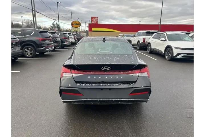 $17750 : Hyundai ELANTRA 2024 SEL 4dr image 4