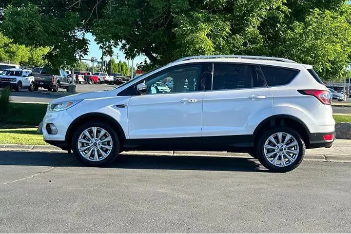 $17995 : Ford Escape 2018 AWD Titaniu image 8