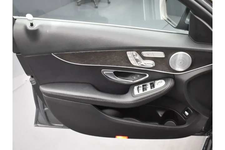 $16772 : Mercedes-Benz C-Class 2019 A image 9