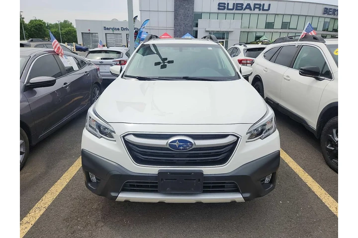 $28995 : Subaru Outback 2022 AWD Limi image 3