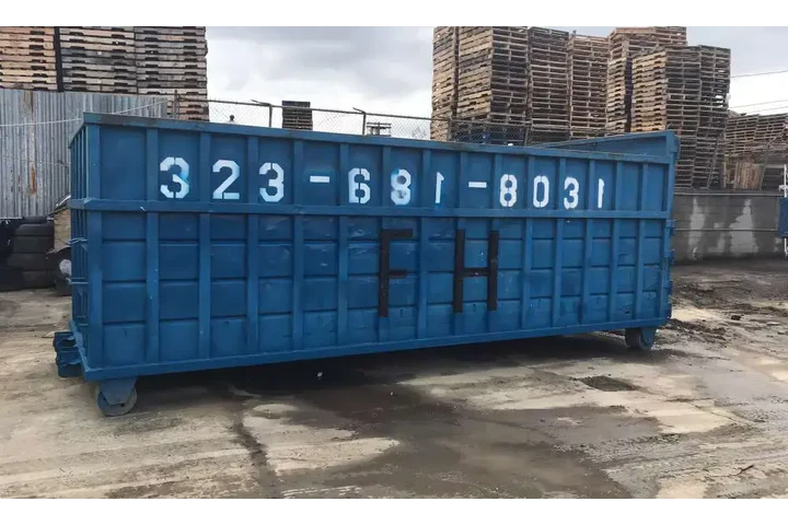 Quick Roll Off Service image 2