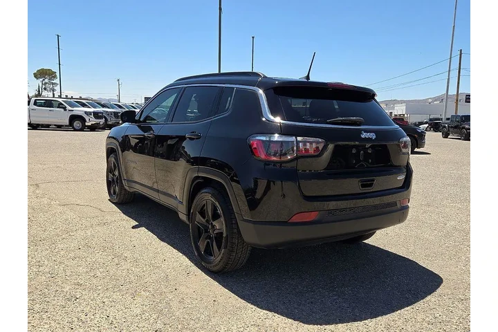 $19982 : Jeep Compass 2022 Latitude 4 image 2